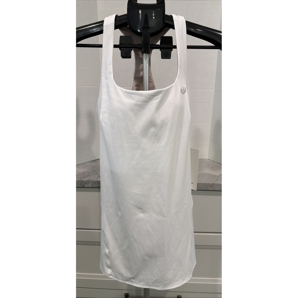Lululemon Women's Lightweight‎ Tennis Dress Color White Size 4 NWT